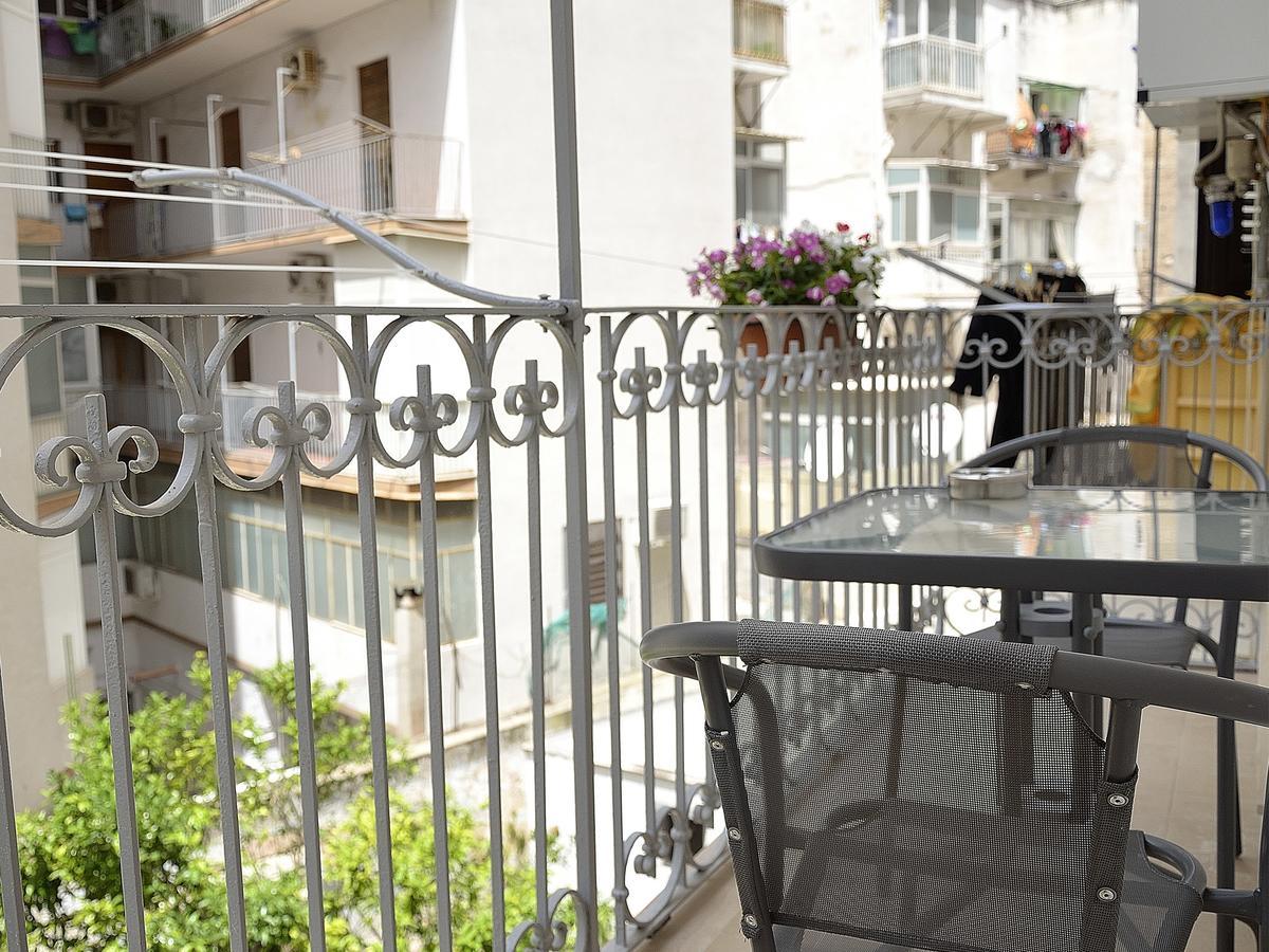 Duca70 "Suite Home" Taranto Kültér fotó